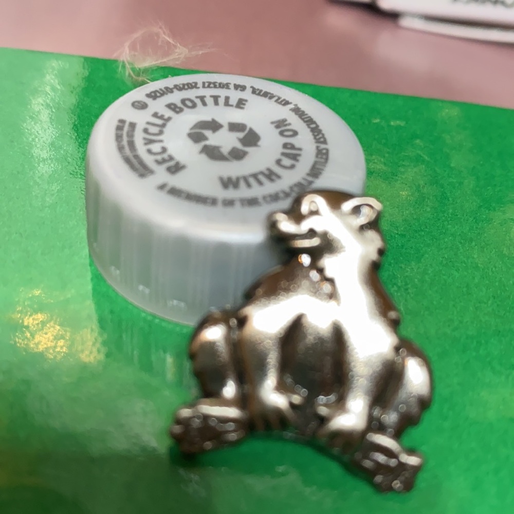 Bear ๐ป Pin - Picture 3 of 4